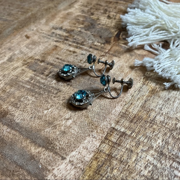 Vintage Rhinestone Earrings Screw-back turquoise blue Silver Costume Jewelry - Picture 3 of 6